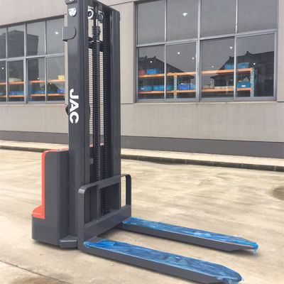 Ergonómicamente paseo detrás del camión de plataforma eléctrico Jack Forklift 1.5T